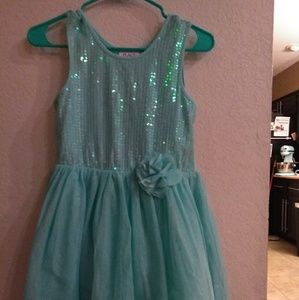 Children's place dress.
